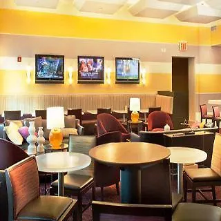 Hotel Courtyard By Marriott New York Jfk Airport